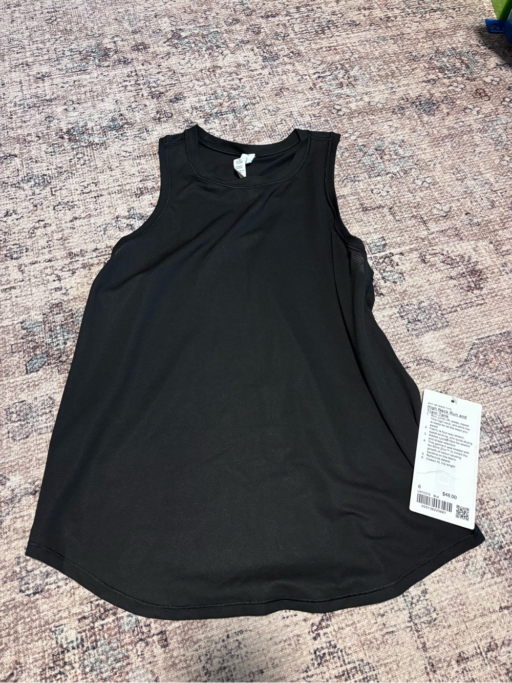 NWT Lululemon High Neck Run and Train Tank